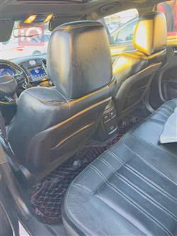 کرایسلەر 300